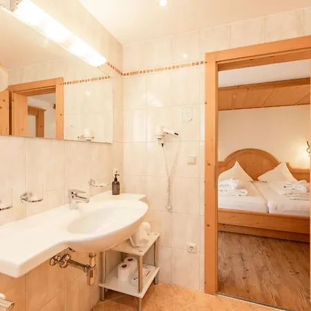 Alpenpension Pfurtscheller 4* Neustift im Stubaital