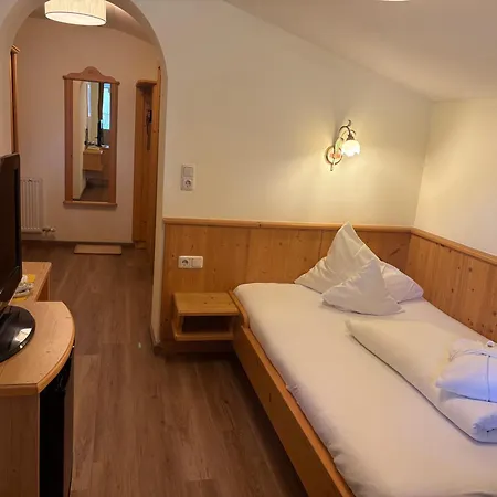 Alpenpension Pfurtscheller 4*