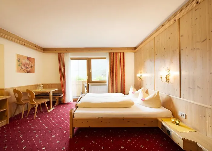 Πανσιόν Alpenpension Pfurtscheller 4*