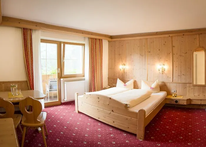 Alpenpension Pfurtscheller 4*