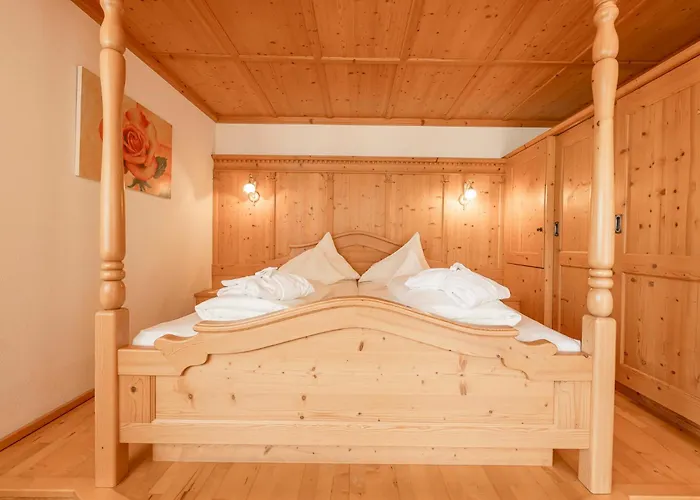 Πανσιόν Alpenpension Pfurtscheller 4*