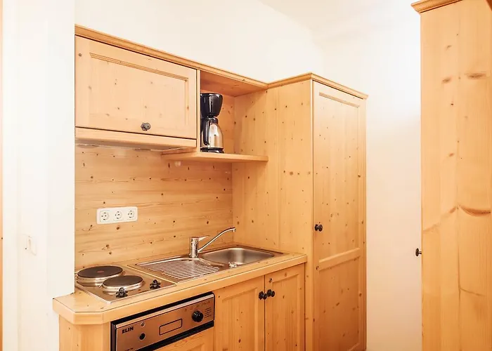 Alpenpension Pfurtscheller Penzion 4*